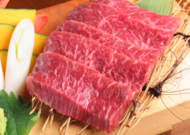 画像：黒毛和牛特選ハラミ　希少な黒毛和牛のハラミ。赤身と脂身のバランスが最高です。